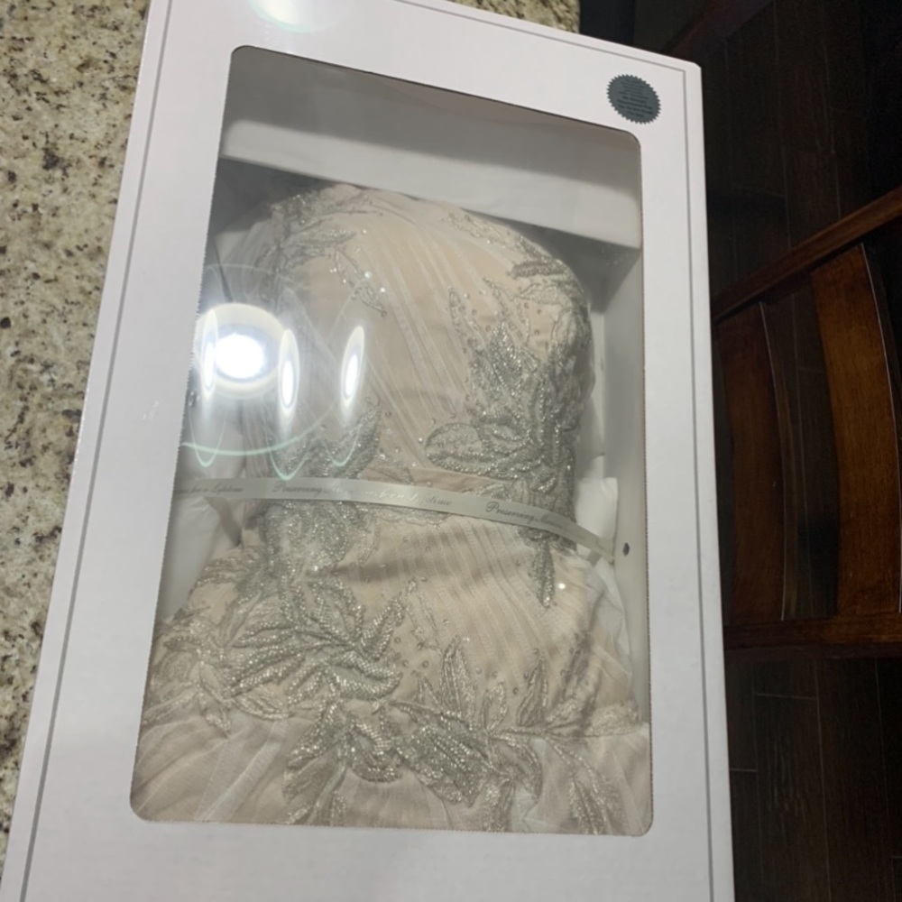 Wedding dress